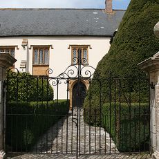 Swell Court Farmhouse