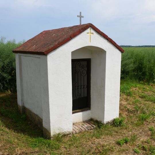 Chapel between Dalešice and Stropešín