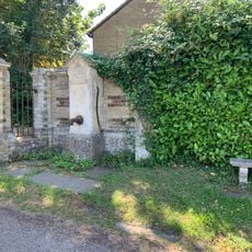 Village Pump About 10 Yards From Entry To Waresley Hall