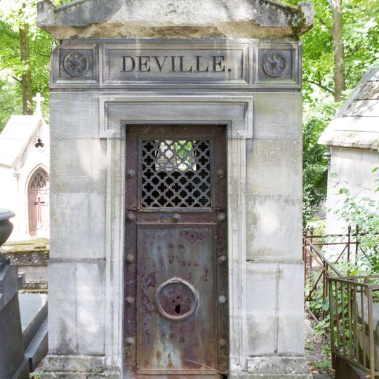 Grave of Deville