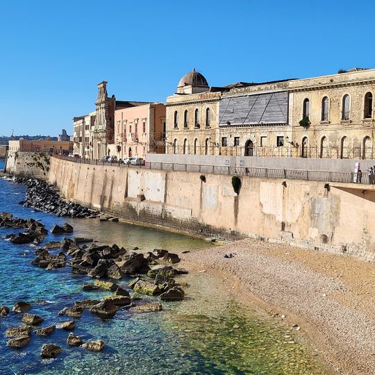 Spiaggetta di Cala Rossa