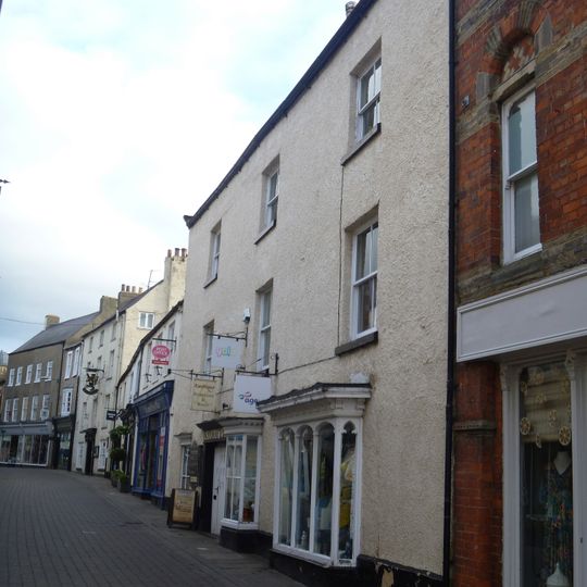 2 And 4, Finkle Street