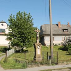 Kříž v Bludově na ulici 8. května