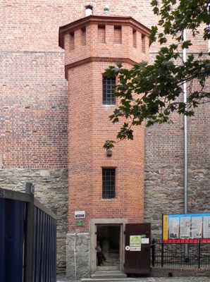 Entrance 2
