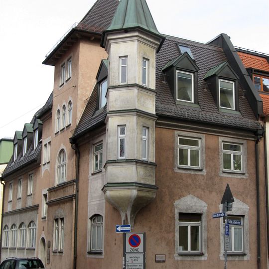 Villenartiger Wohnbau