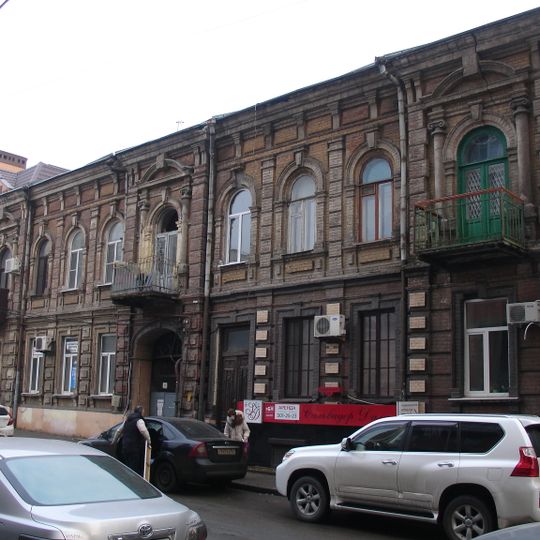 Residential house at 14 Serafimovicha Street