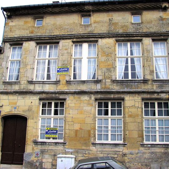 Immeuble, 7 place de la Fontaine