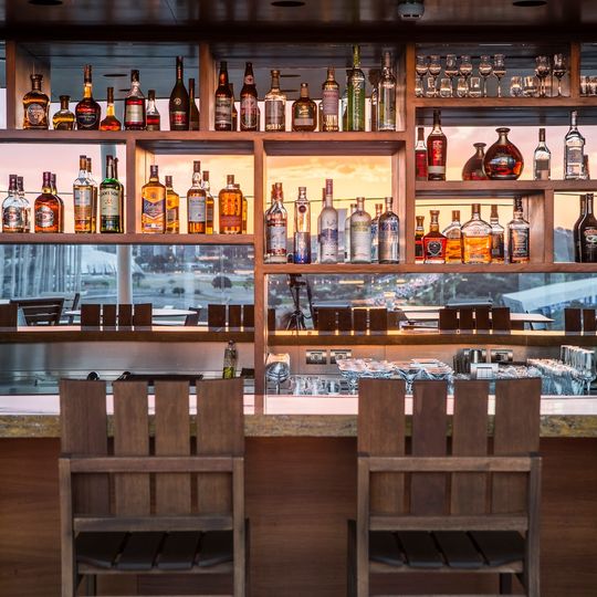 Bar 16