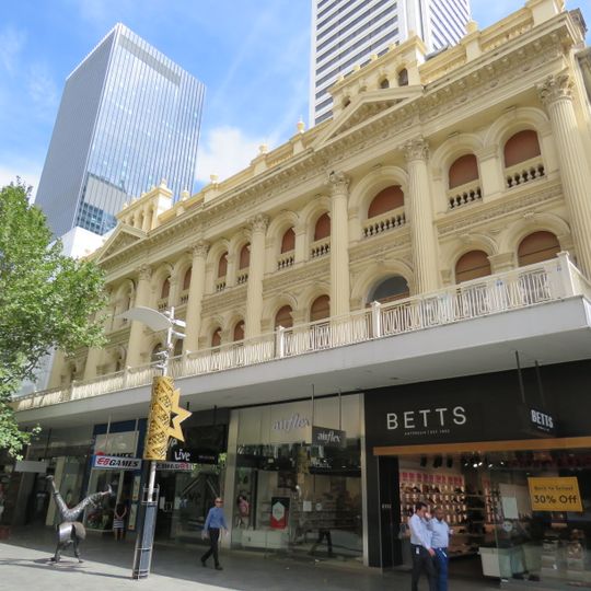 Theatre Royal and Metropole Hotel