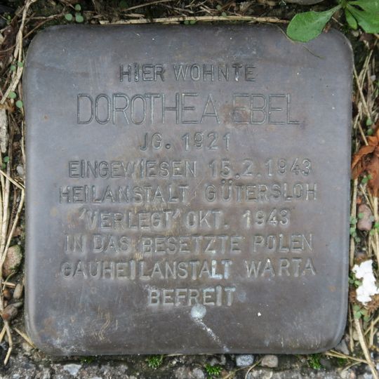 Stolperstein en memoria de Dorothea Ebel