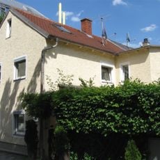 Zweigeschossiges Satteldachhaus