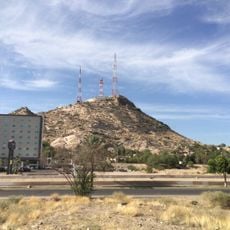 La Campana Hill