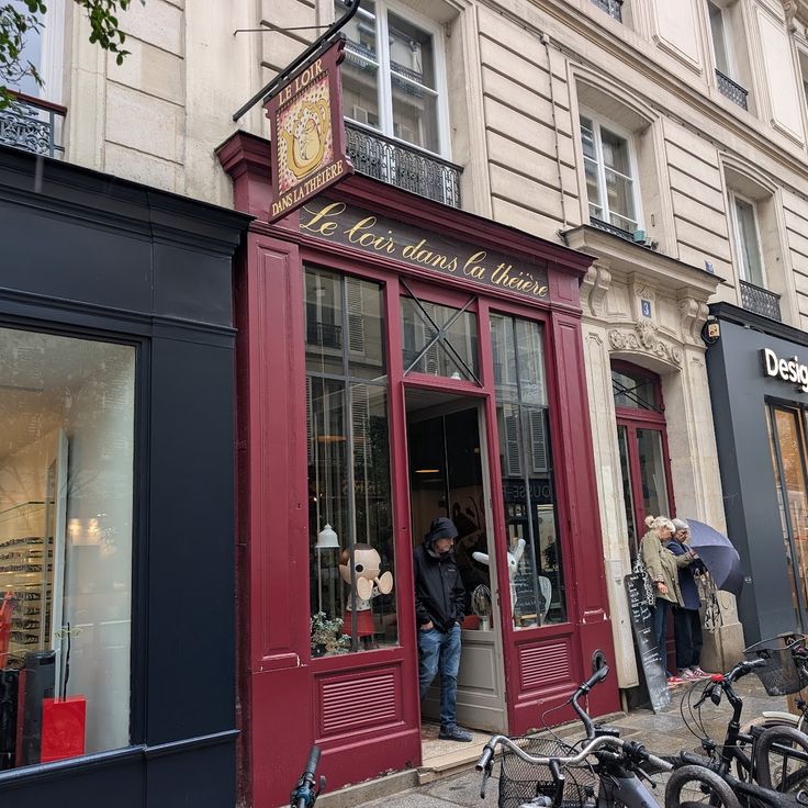 Le Loir dans la Théière