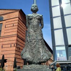 Statue