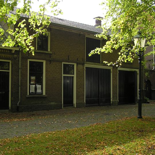 Kloetinge: koetshuis