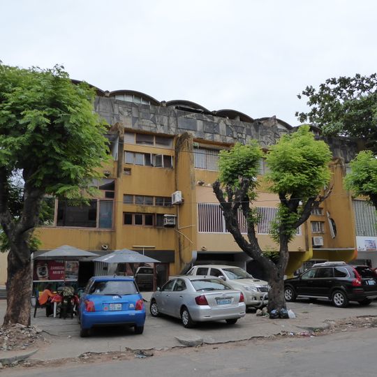 Bloco Habitacional O Leão Que Ri