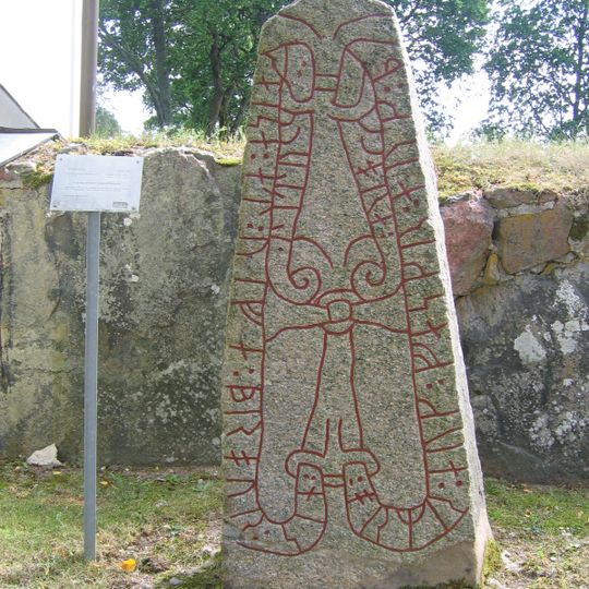 Södermanlands runinskrifter Sb1965;12