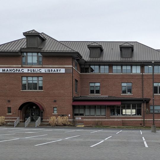Mahopac Public Library