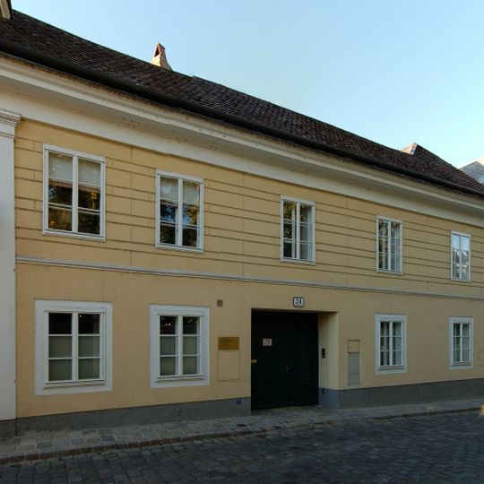 Kahlenberger Straße 24