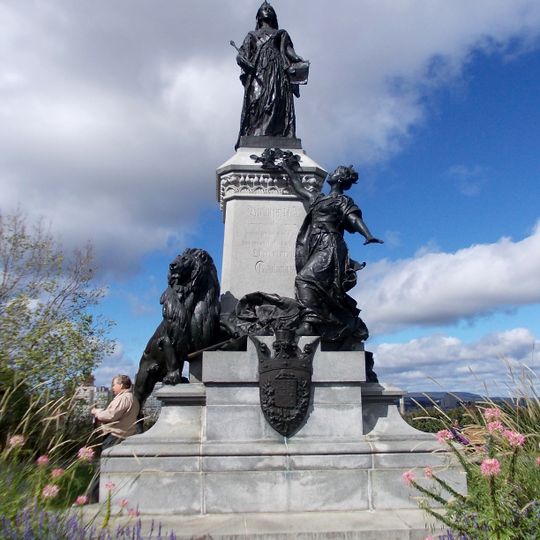 Statue of Queen Victoria