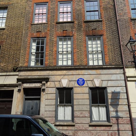 17, Princelet Street E1