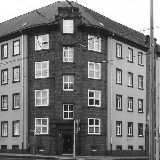 Mietshaus Blumenstraße 4