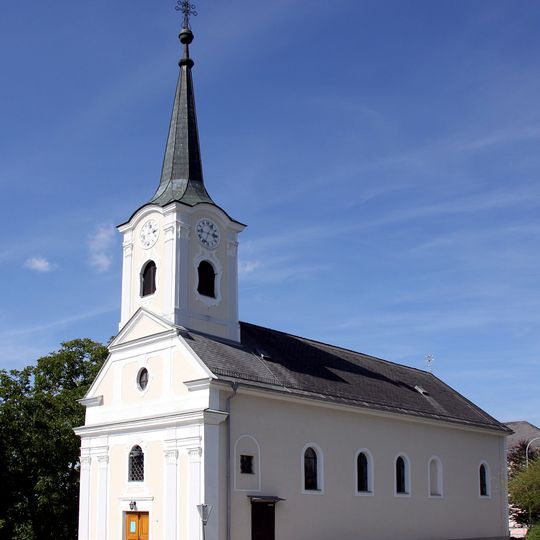Pfarrkirche Hl. Dreifaltigkeit, Wolfau