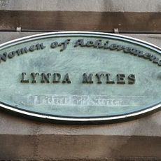 Plaque to Lynda Myles