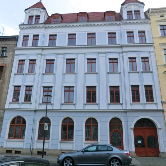 Hotel Prinz Friedrich Carl; Hotel Monopol in geschlossener Bebauung Postplatz 9