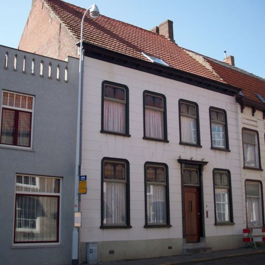 Landpoortstraat 1, IJzendijke