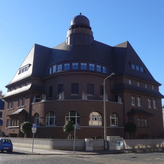 Villa Lumumbastraße 11; 13