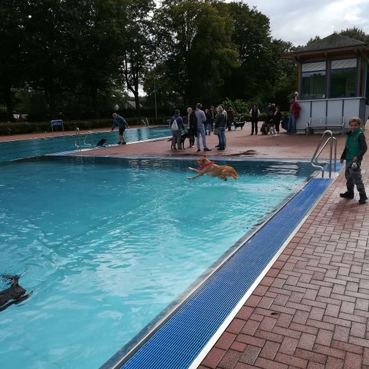 Freibad Südufer Hengstey