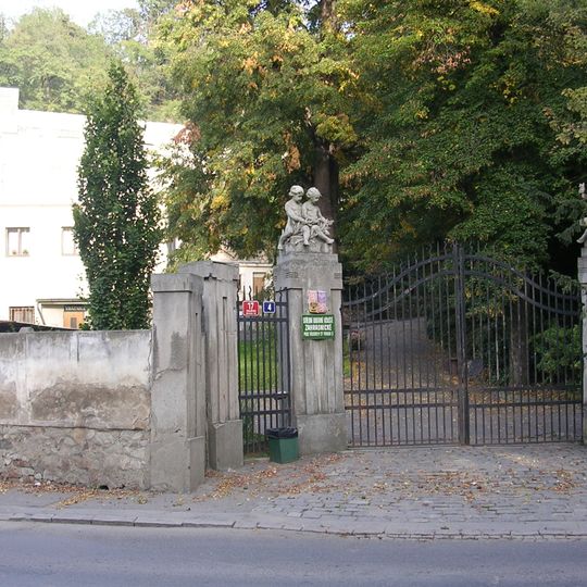 Main entrance of the Malešice botanical garden