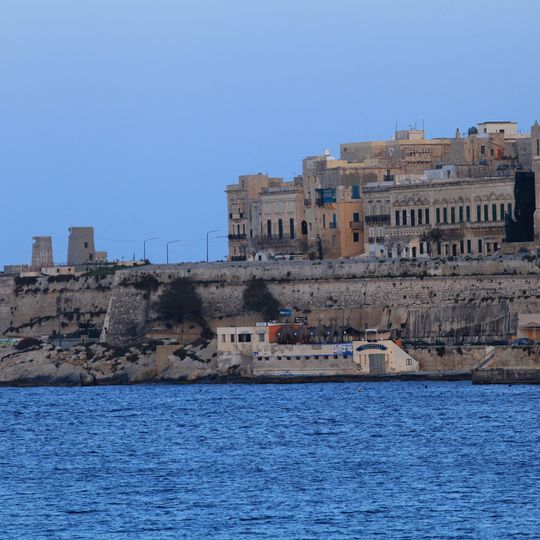 German Curtain - Valletta