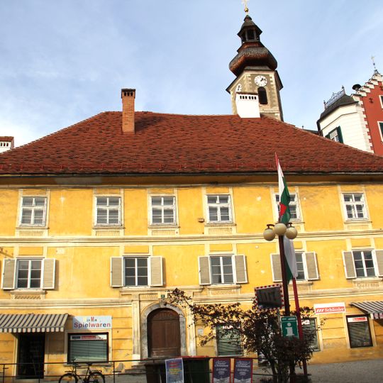 Wohn- und Geschäftshaus