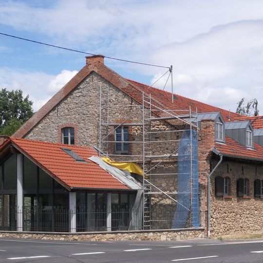 Keramag, Ehemalige Sektkellerei Falkenberg