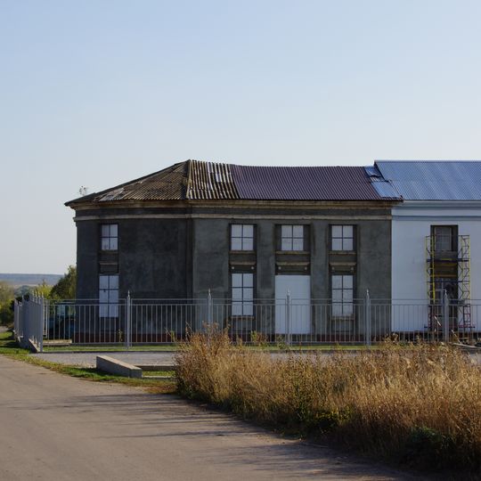 Church of Michael the Archangel, Krasnye Buytzy