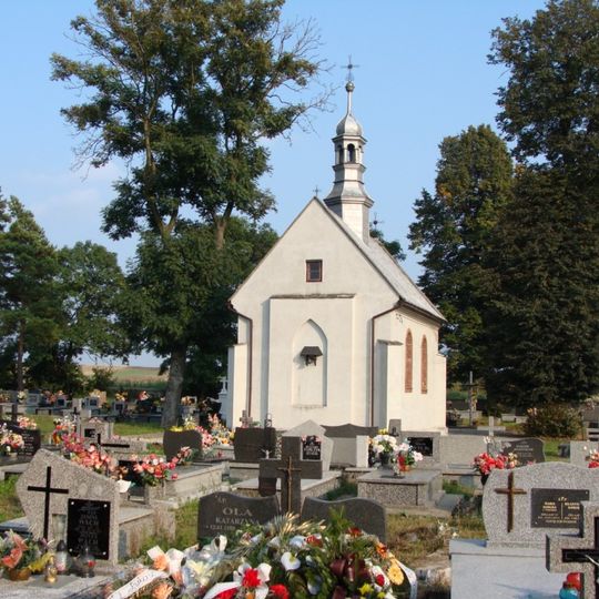 Cemetery chapel in Szaniec