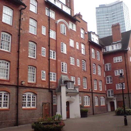 Maclise House, Millbank Estate