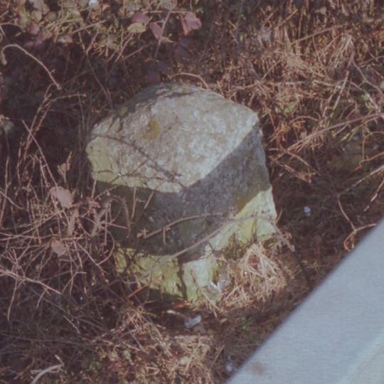 Milestone, London Road, opp Denstead Lane, W of Service area