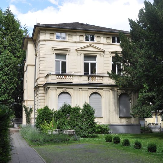 Koblenzer Straße 81