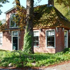 Hunzeweg 8, Garnwerd