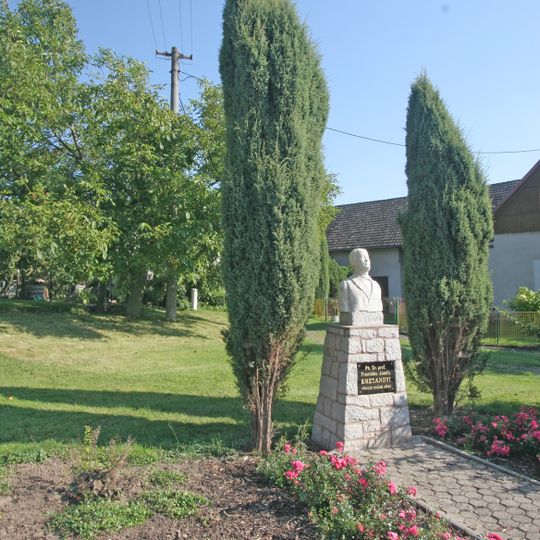 Pomník dr. Františka Josefa Smetany