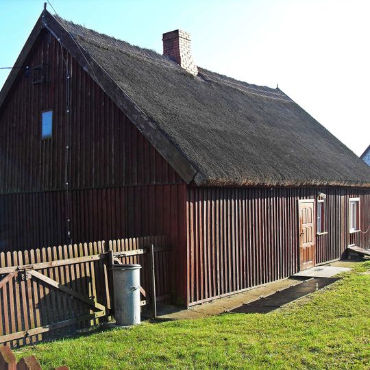 Cottage from 1885 in Piece