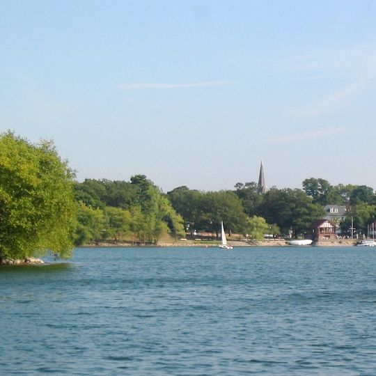 Jamaica Pond