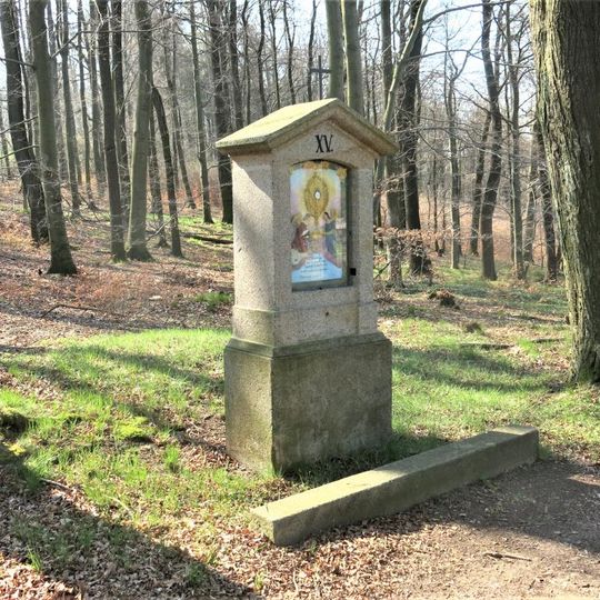 Kaplička XV. zastavení křížové cesty u Království