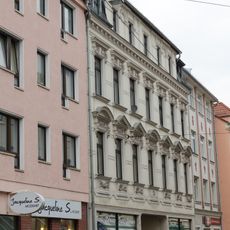 Wohn- und Geschäftshaus in geschlossener Bebauung Marienstraße 41; 43