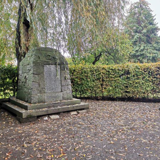 Kriegerdenkmal Straßgräbchen