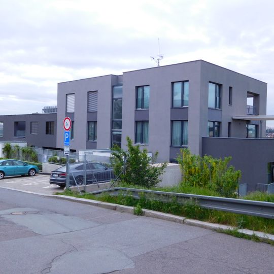 Habitat apartment house