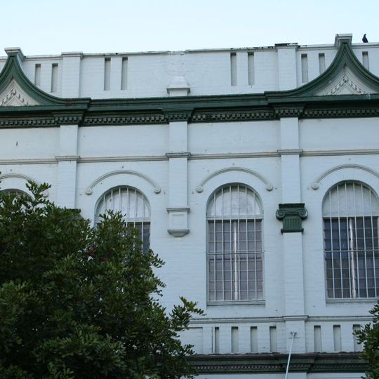 Henlein & Co Building